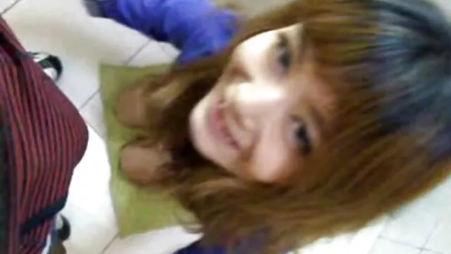 Clockwork Ukrainian sait attirer l'attention porno ane femme avec ses seins