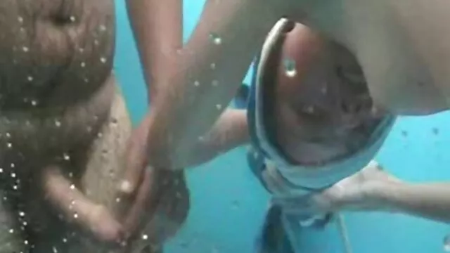 Randy porno francais pere et fille Moore