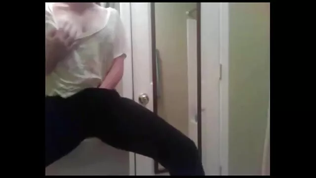 Lady porno fille et animal bug