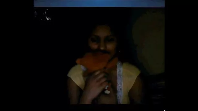 Malinda porno entre chien et femme A