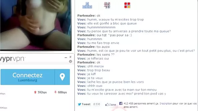 Une fille chauve très mince fait tournoyer la baise comme porno femme bi il le veut